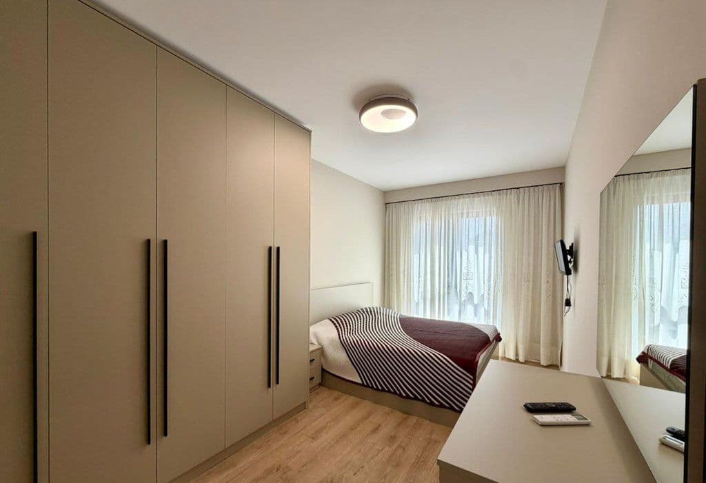 Apartament 2+1+2 Me Qira RR.Hoxha Tahsim tek Pazari i Ri, Tiranë - 100.000 Lekë/muaj.| 117 m² 3