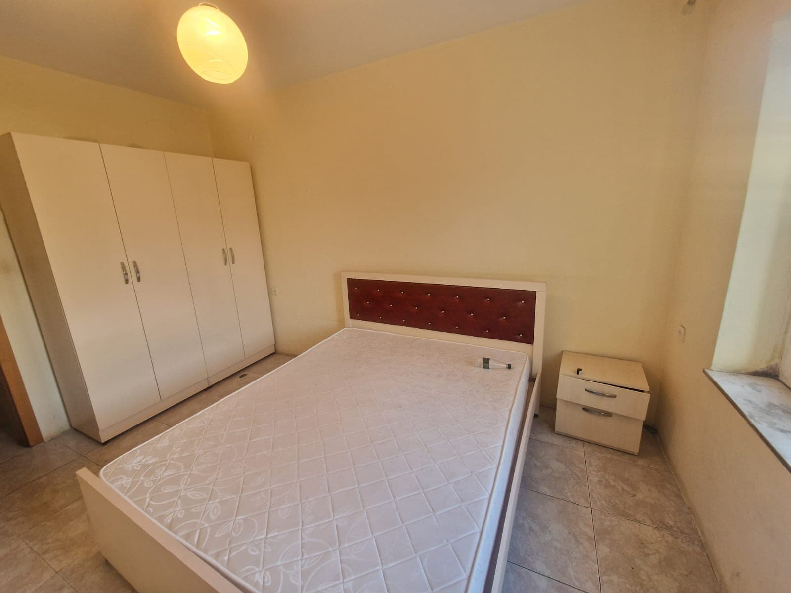 Apartament 3+1+2 Për Shitje në ish-stacioni i fundit të Tiranës së Re 3