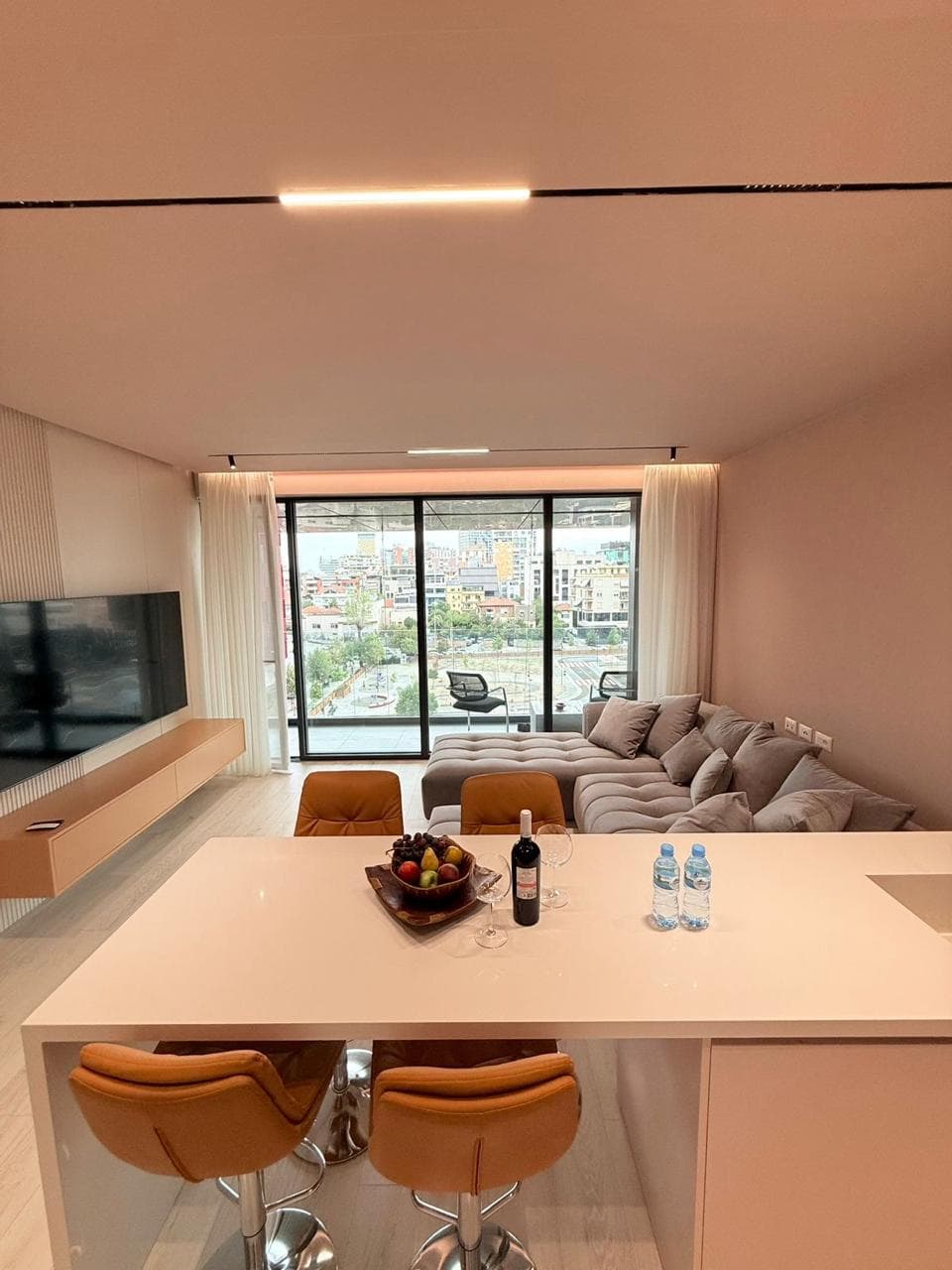 Apartament 1+1 Me Qira te Vertical Forest, Stadiumi Air Albania, Tirane - 2500€ | 95 m²