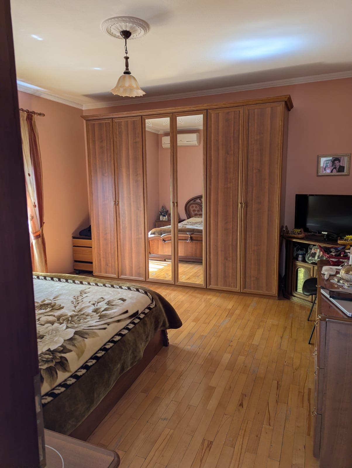 Vilë 6+1+3 Për Shitje në Don BoscoTiranë - 520,000€ | 279 m² 4