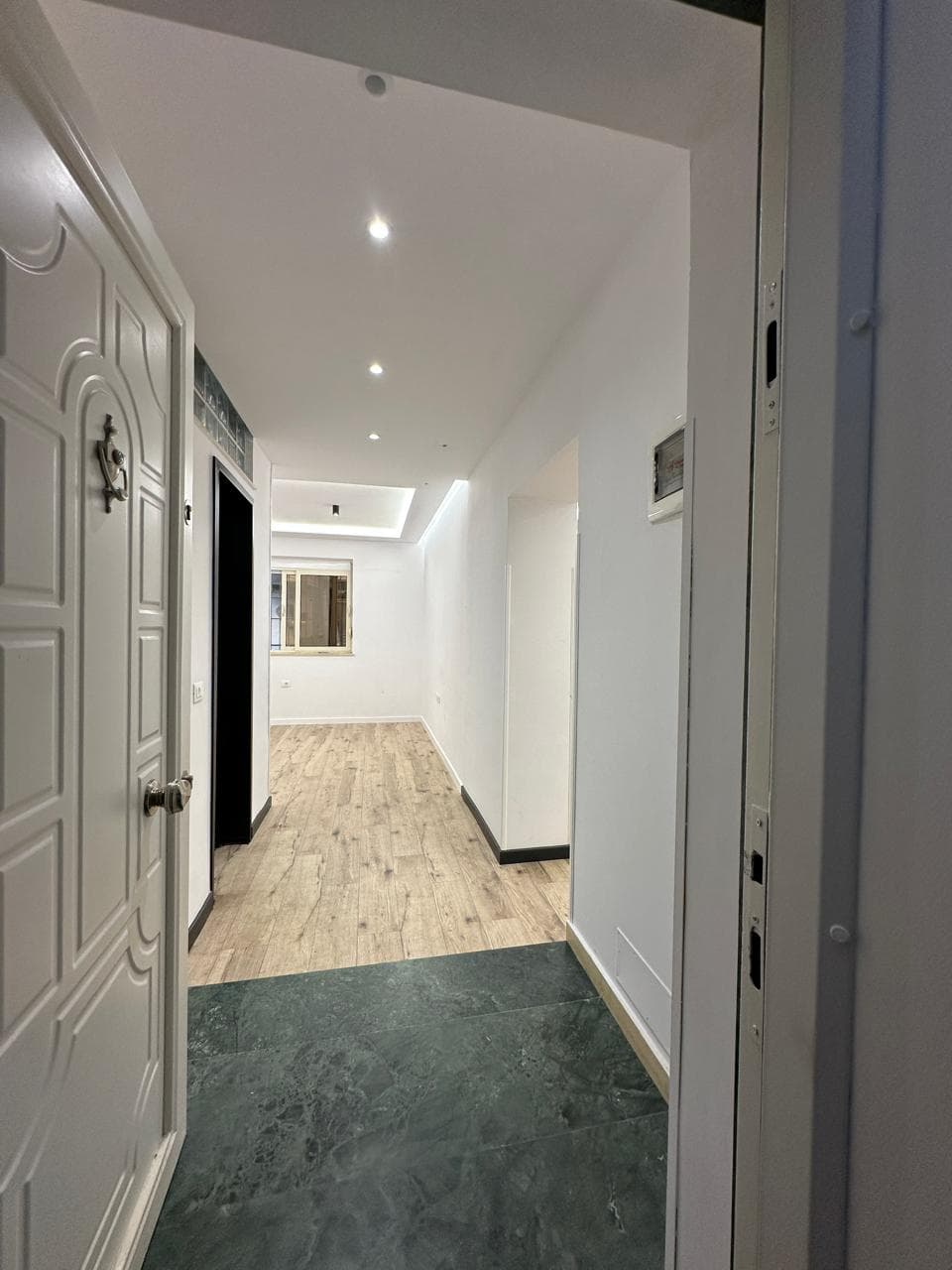 Apartament 1+1 Për Shitje në Gjimnazi Petro Nini Luarasi, Tiranë - 158,000€ | 62 m² 3