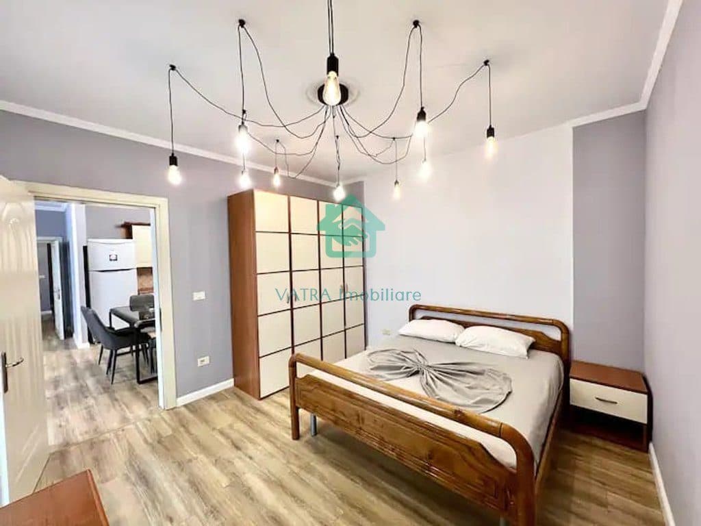 Apartament 2+1 Me Qira ( Jepet me qira për të huajt) te Stadiumi Qemal Stafa, Tirane - 1000€ 2