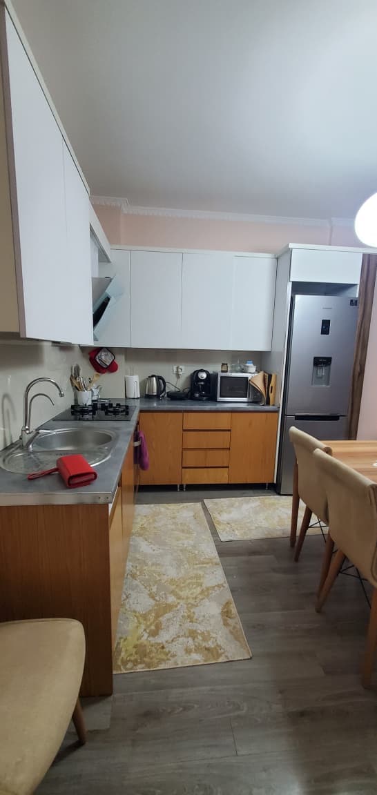 Apartament 2+1 Me Qira pranë Vila L në Astir, Tiranë - 50.000 lekë/muaj | 104 m² 2