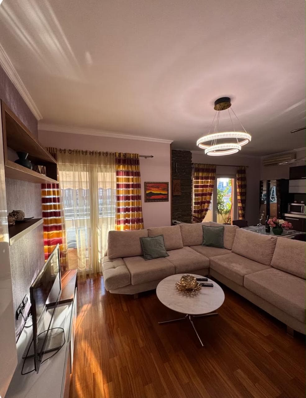 Apartament 2+1+ 1 Post Parkimi Me Qira në Stadiumi Air Albania, Tiranë - 1500€ | 6-Kati 3