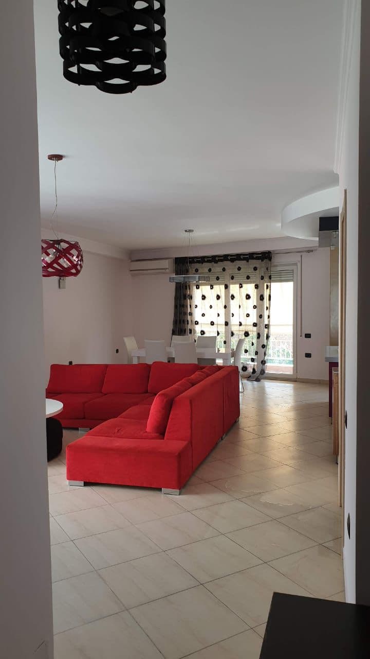 Apartament 2+1+2 Me Qira tek Rr.Panorama pranë Hipotekës, Tiranë - 700€ | 2-kati 4