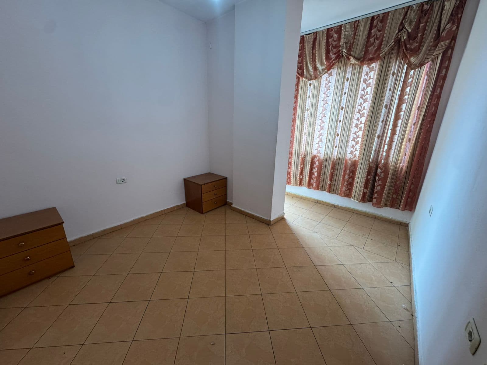 Apartament 2+1 Për Shitje në Laprakë, Tiranë - 120000€ | 87 m² 4