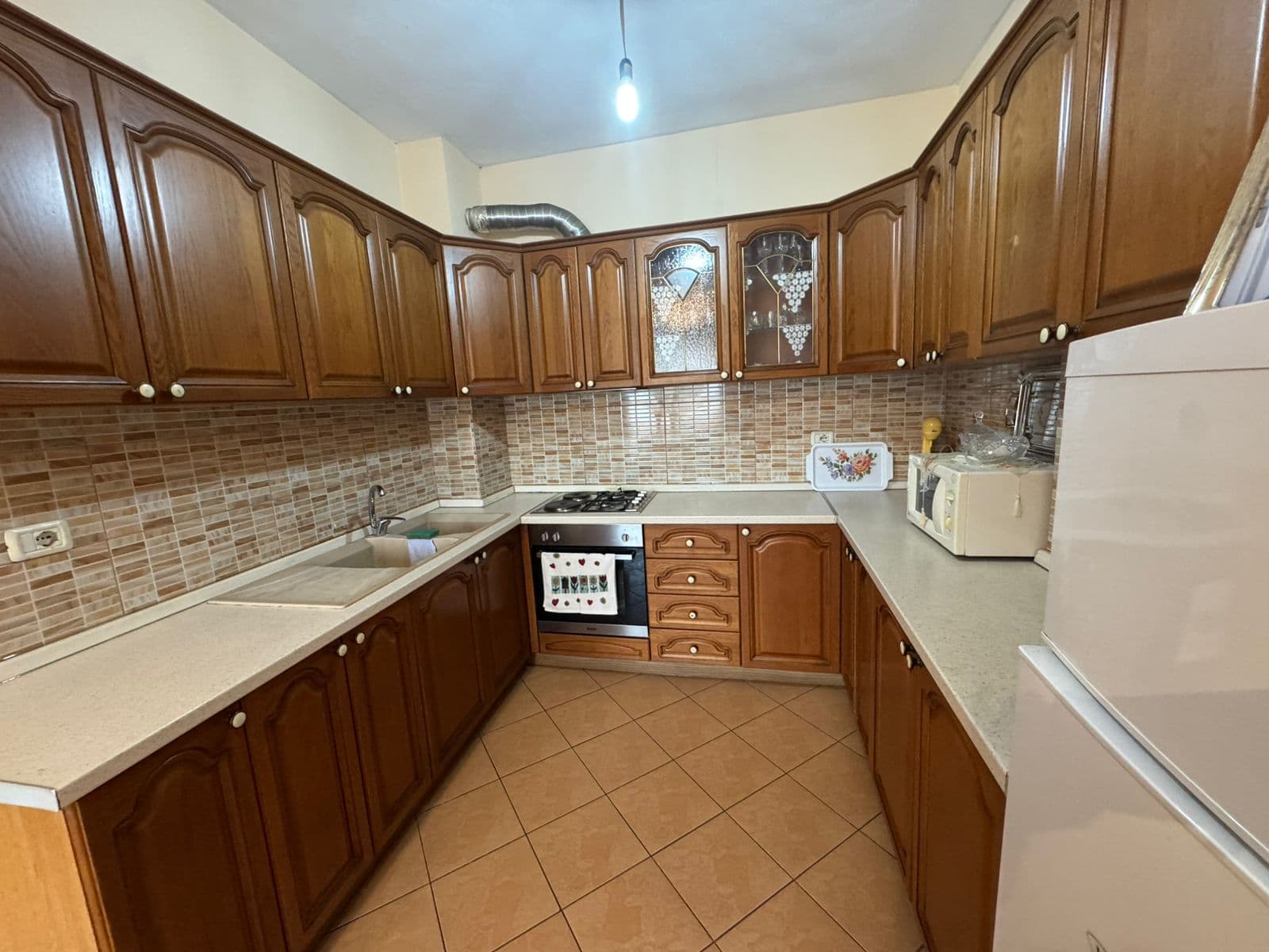 Apartament 2+1 Për Shitje në Laprakë, Tiranë - 120000€ | 87 m² 2