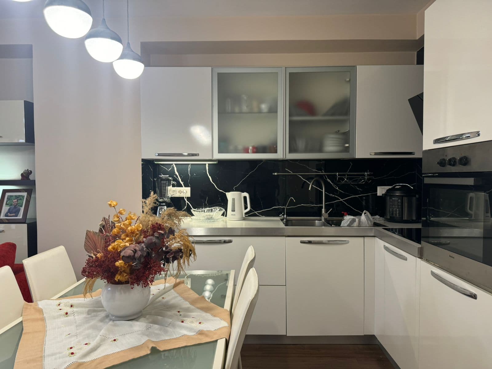 Apartament 2+1+1 Post Parkimi Për Shitje në Shkolla e Bashkuar, Tiranë 2