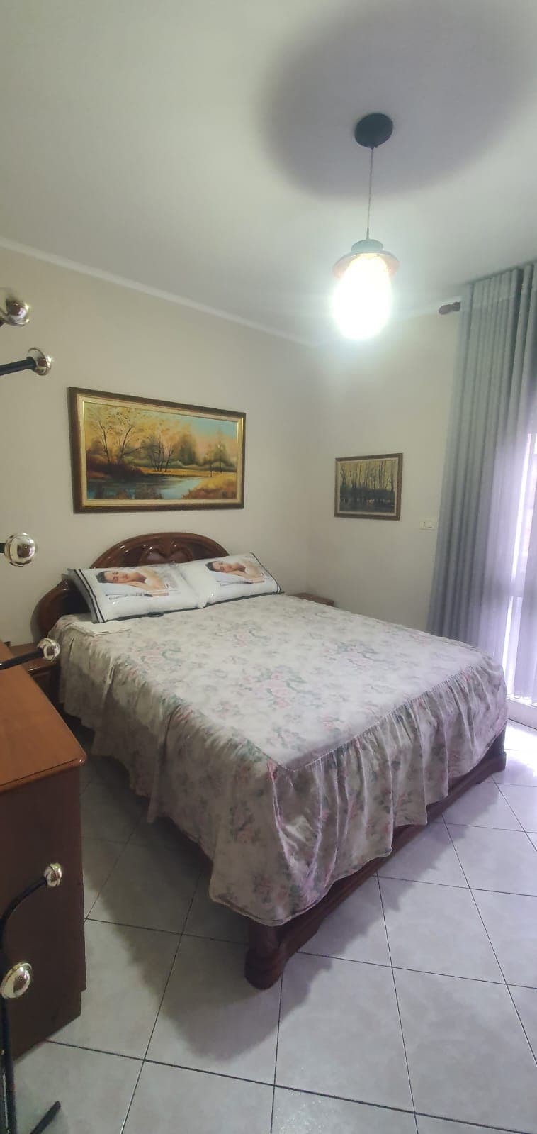 Jepet me qira kati 3-të i një Vilë 2+1 në Brryl, Tiranë - 600€ | 100 m² 3