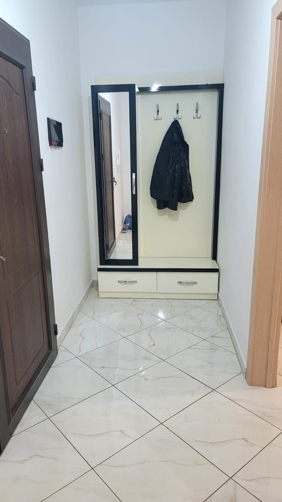 Apartament 2+1 Me Qira në Astir, Tiranë - 350€ | 97 m² 3
