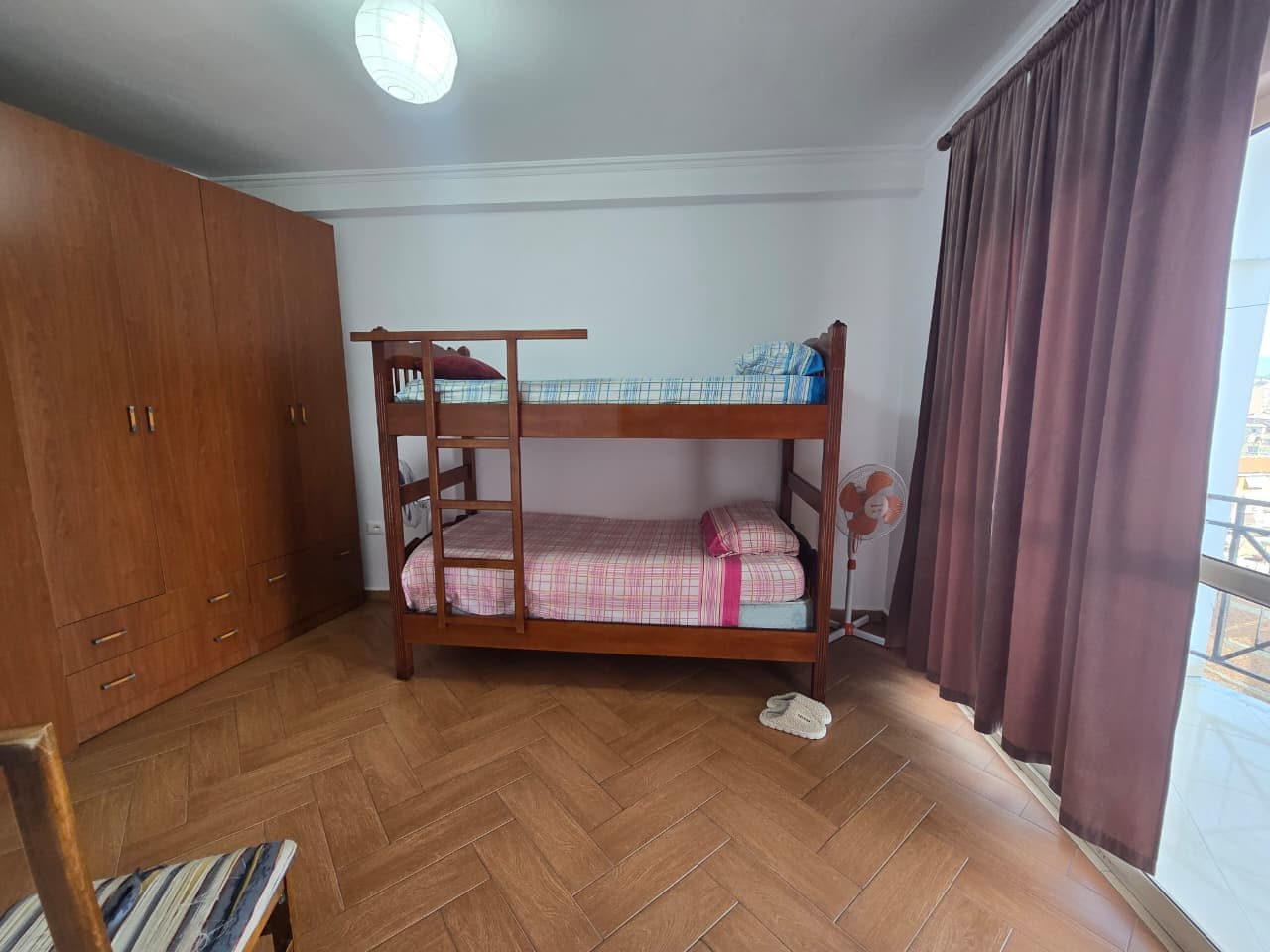 Apartament 2+1 Me Qira në Rruga Barrikadave, Tiranë - 65.000 Lekë/muaj| 111 m² 4