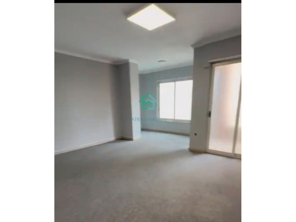 Ambient Biznesi Me Qira në Rrugën e Kavajës pranë Deliorgjit, Tiranë - 7000€ | 700 m² 3