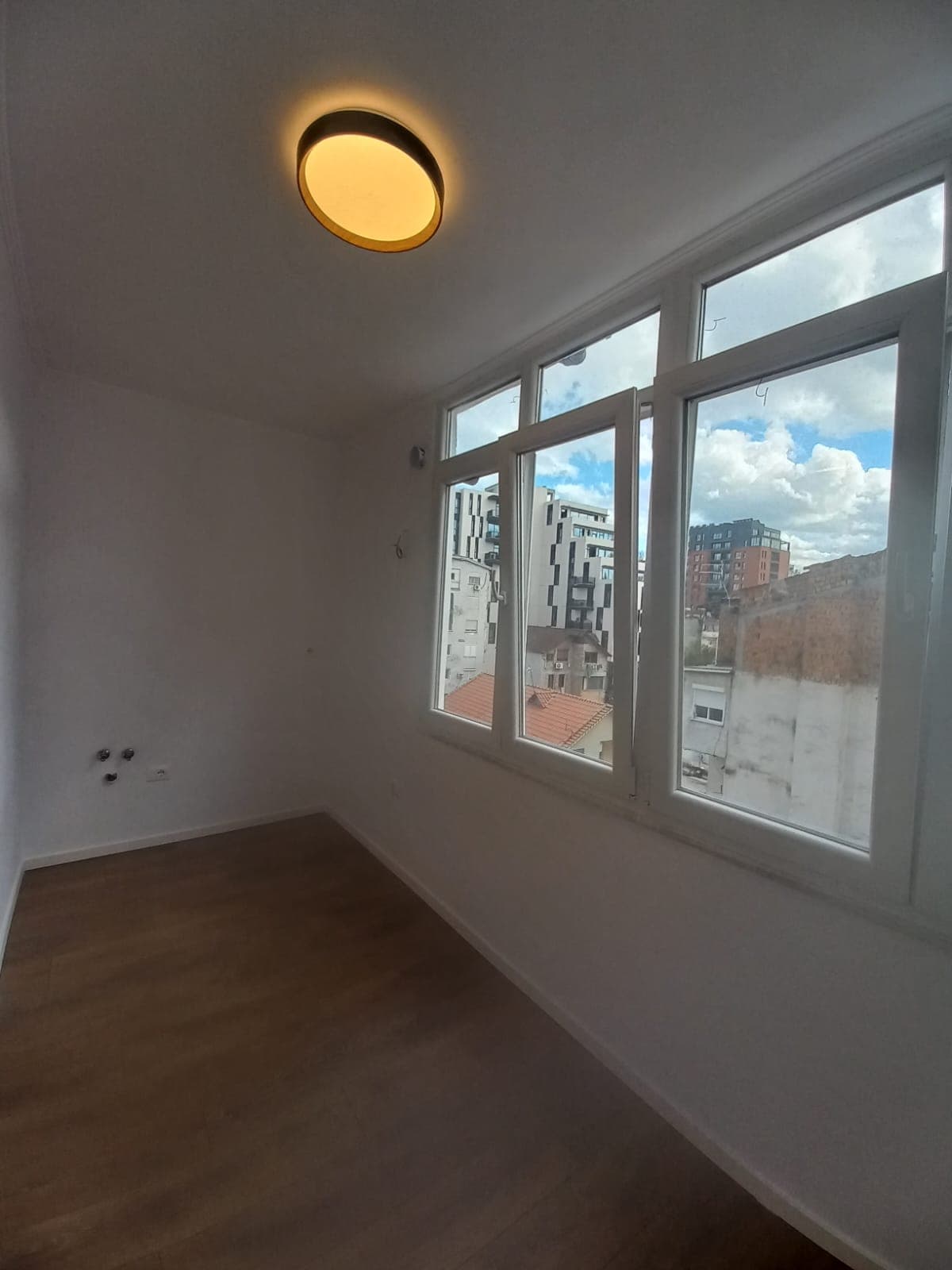 Garsionere Për Shitje në Rrugën Muhamet Gjollesha, Tirana - 78,000€ | 35 m² 3