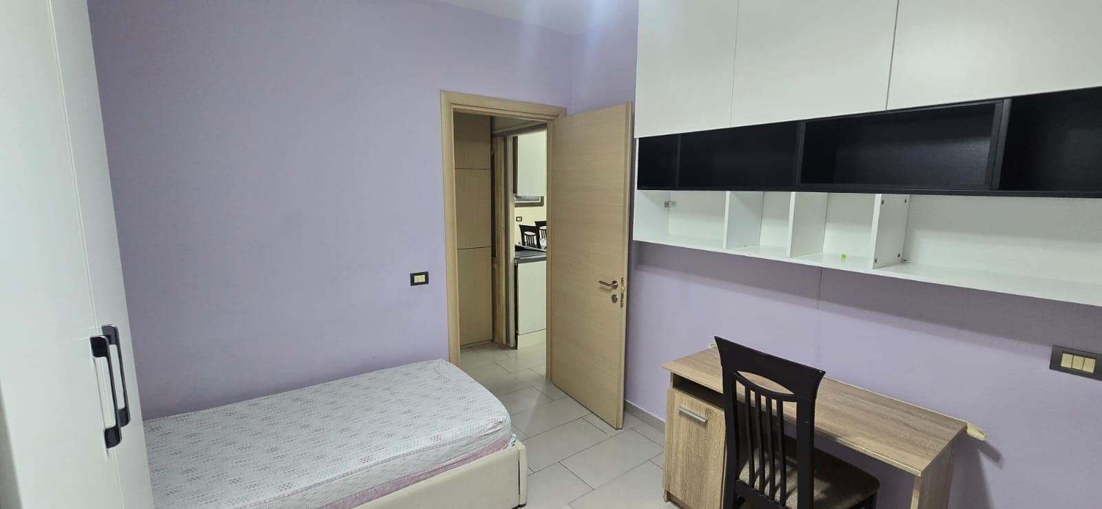 Apartament 2+1 Me Qira në Astir, Tiranë - 50.000 Lekë/muaj 90 m² 3