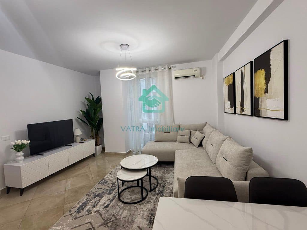 Apartament 2+1 Me Qira në Rruga Barrikadave, Tiranë - 80.000 lekë/muaj