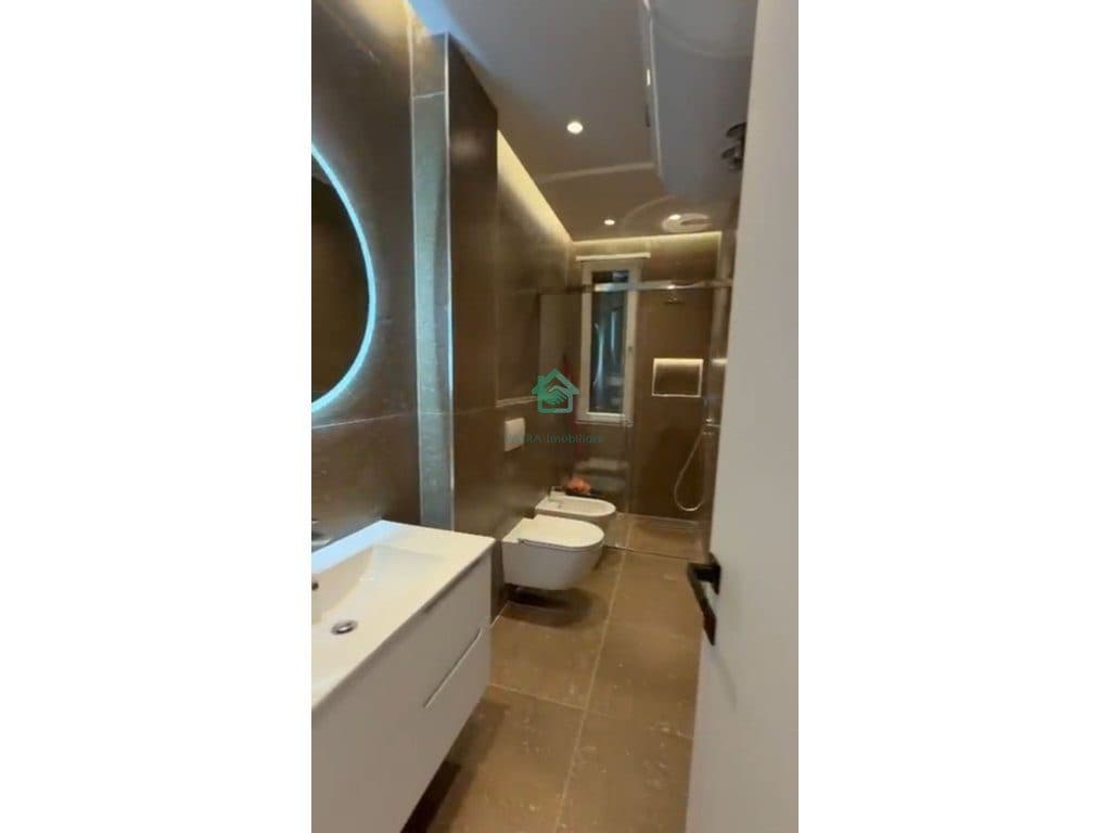 Apartament 2+1+ Post parkimi Për Shitje në Materniteti i Ri, Tiranë - 235,000€ | 79 m² 4