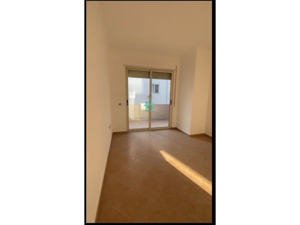 Apartament 2+1+2 në shitje në Liqeni i Thatë, Tiranë - 205,000€ | 110 m² 3