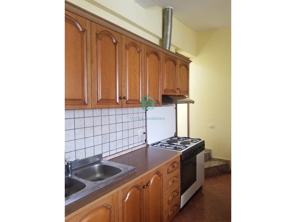 Apartament 1+1 Me Qira në Ali Demi, Tiranë - 33.000 Lekë/muaj | 70 m² 2