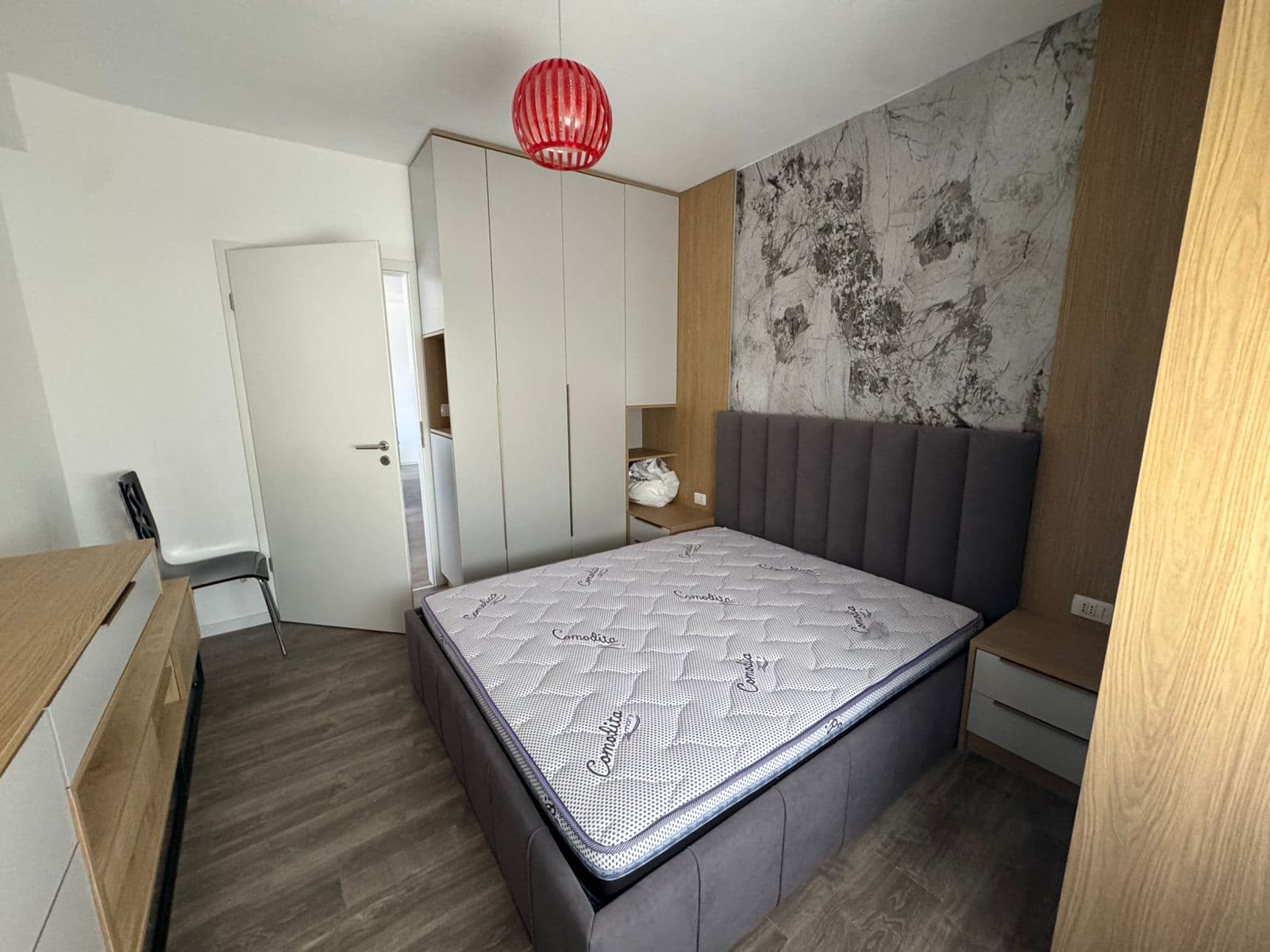 Apartament 2+1 Me Qira tek Kompleksi Kontakti në 21 Dhjetori, Tiranë - 750.000 lekë 3