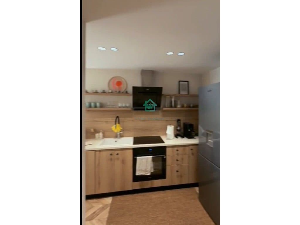 Apartament 1+1 + Garsionere Për Shitje tek Rr. Karl Gega pranë Bulevardit të Ri, Tiranë - 210000€ | 83m2 3