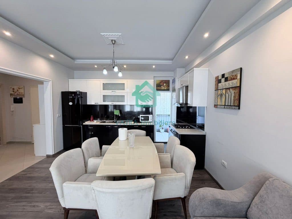 Apartament 2+1+ 2 Për Shitje në Kopshti Botanik Zoologjik, Tiranë - 258,000€ | 94 m² 2