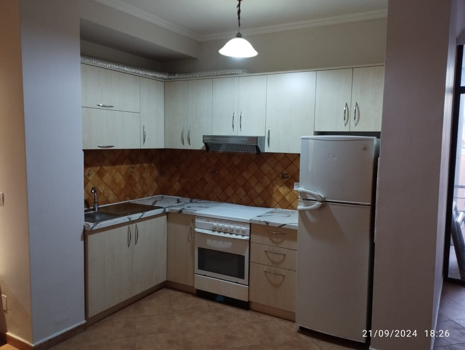 Apartament 2+1+2 Me Qira në Globe, Tiranë - 620€ | 112 m² 1