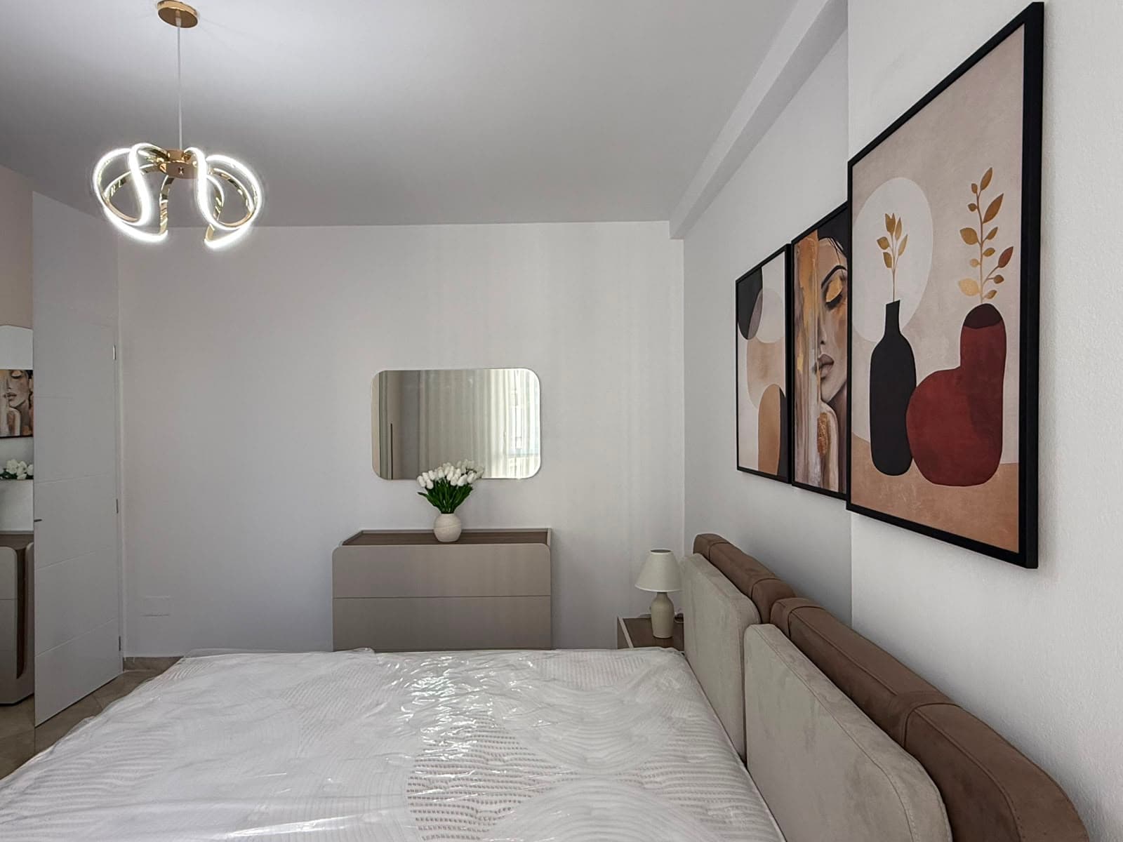 Apartament 2+1 Me Qira në Rruga Barrikadave, Tiranë - 80.000 lekë/muaj 4