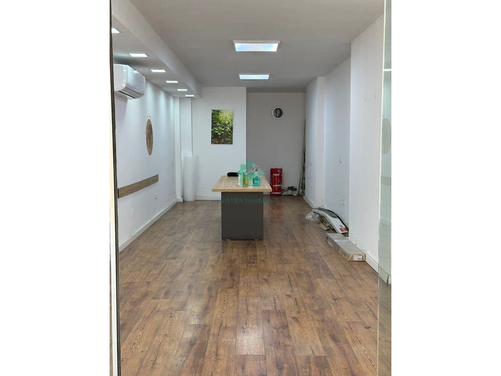 Ambient biznesi për shitje Rr.Dritan Hoxha buzë rrugës kryesore në Laprakë, Tiranë - 11.000.000 lekë | 44 m² 3