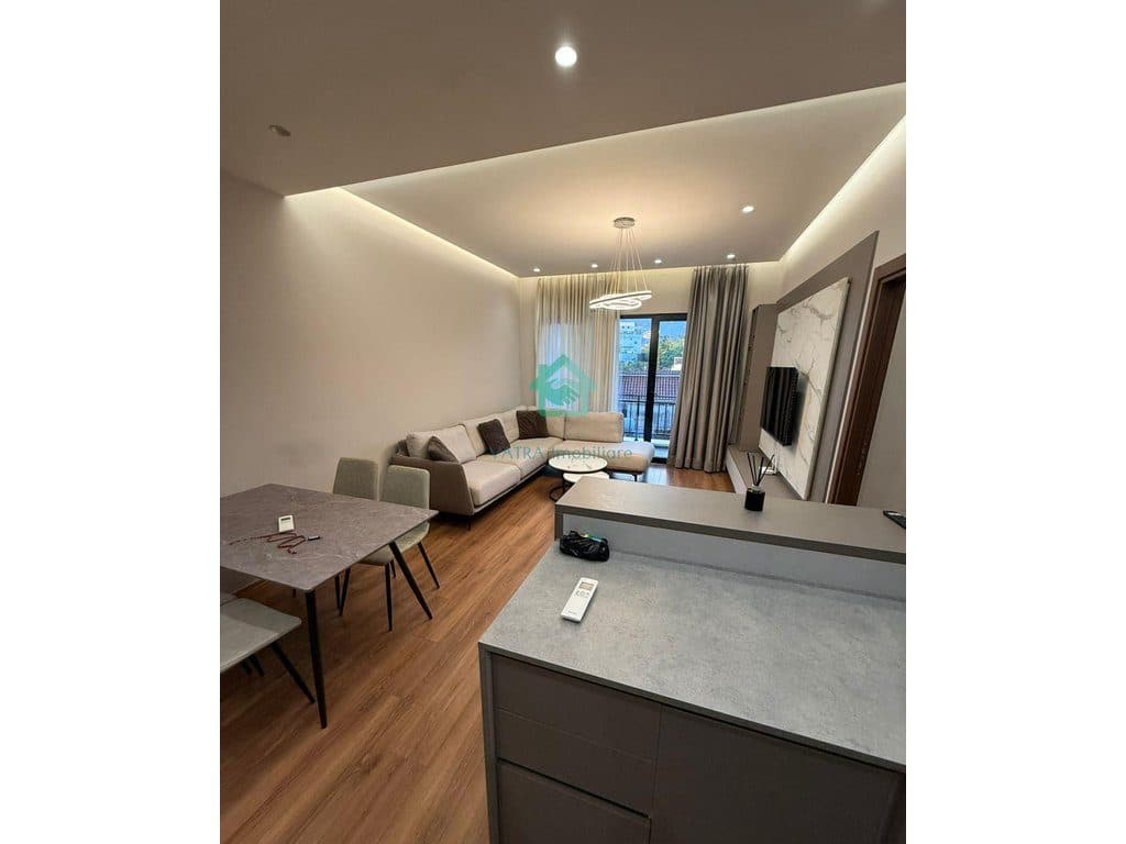 Apartament 2+1+2 Me Qira tek Farmacia 10 në Medrese, Tiranë - 70.000 lekë/muaj | 2 kati