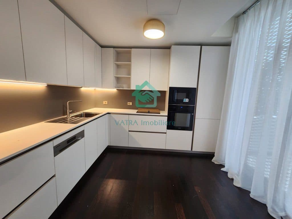 Apartament luksoz 2+1+2+1 Post Parkimi Me Qira në Stadiumi Air Albania, Tiranë - 2500€ | 121 m² 2
