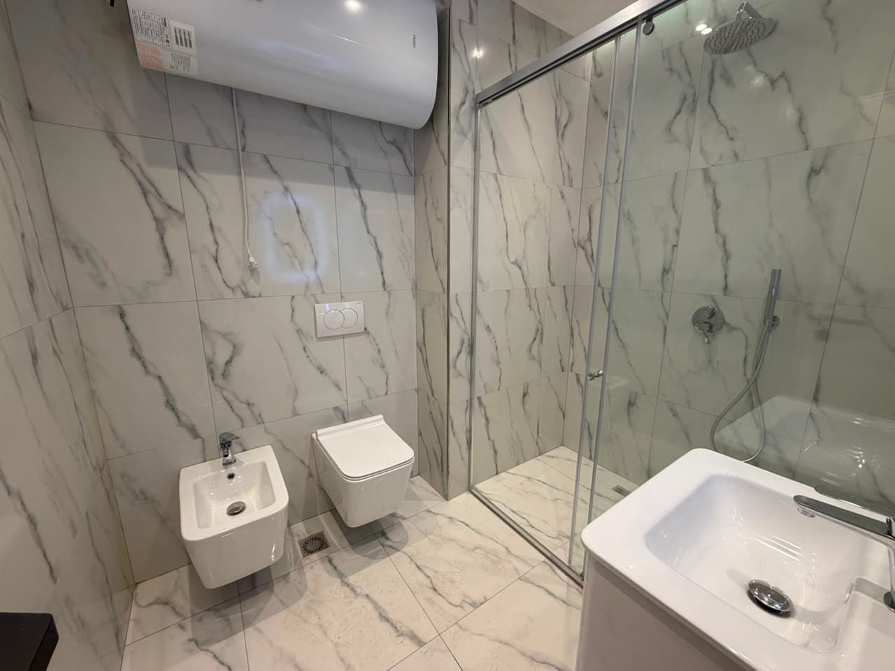 Apartament 1+1 Me Qira tek Bulevardi i Ri pranë Ish Stacioni i Trenit, Tiranë - 65.000 lekë/muaj 3