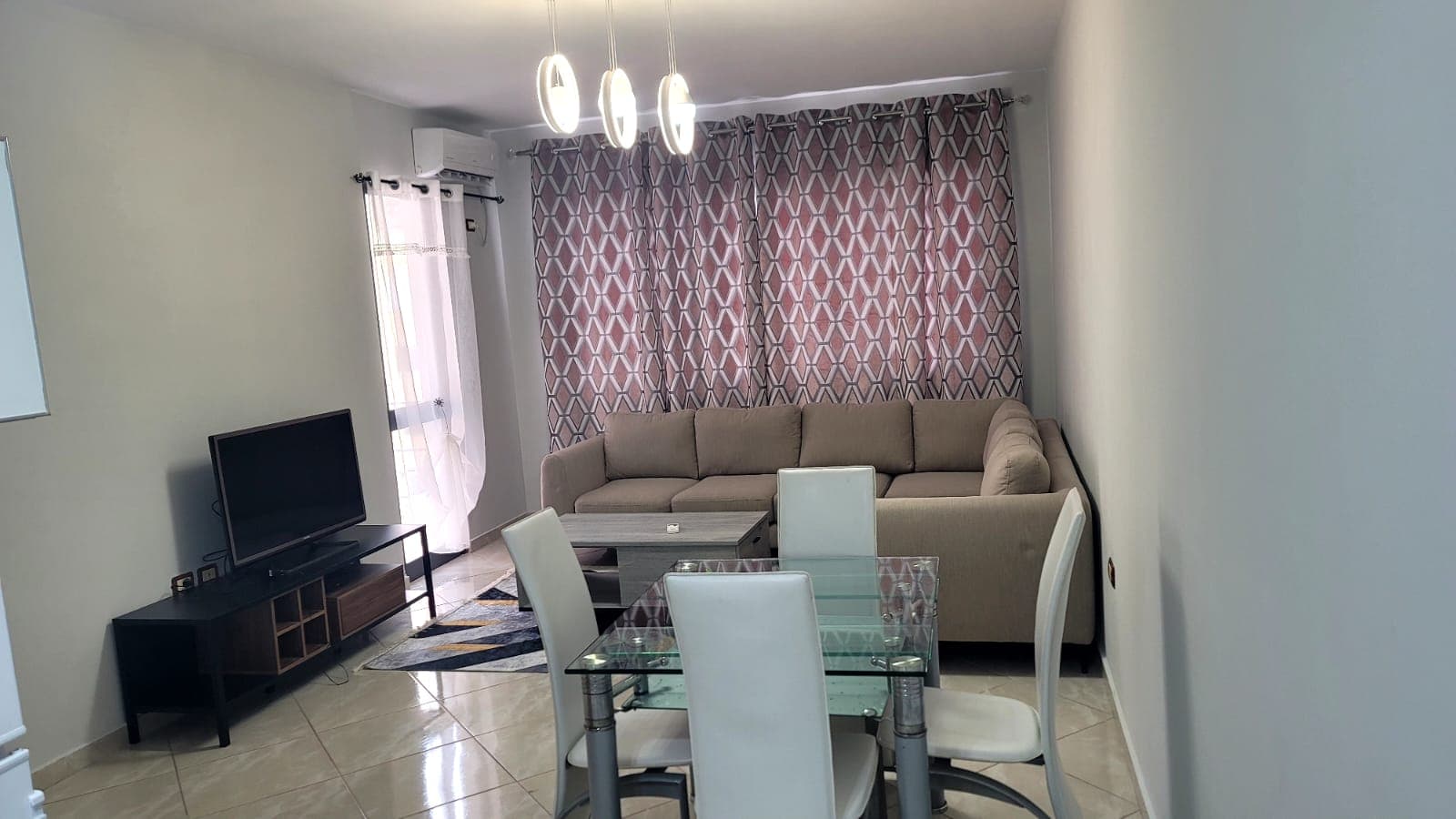 Apartament 1+1 Me Qira në Astir, Tiranë - 500€ | 75 m² 2