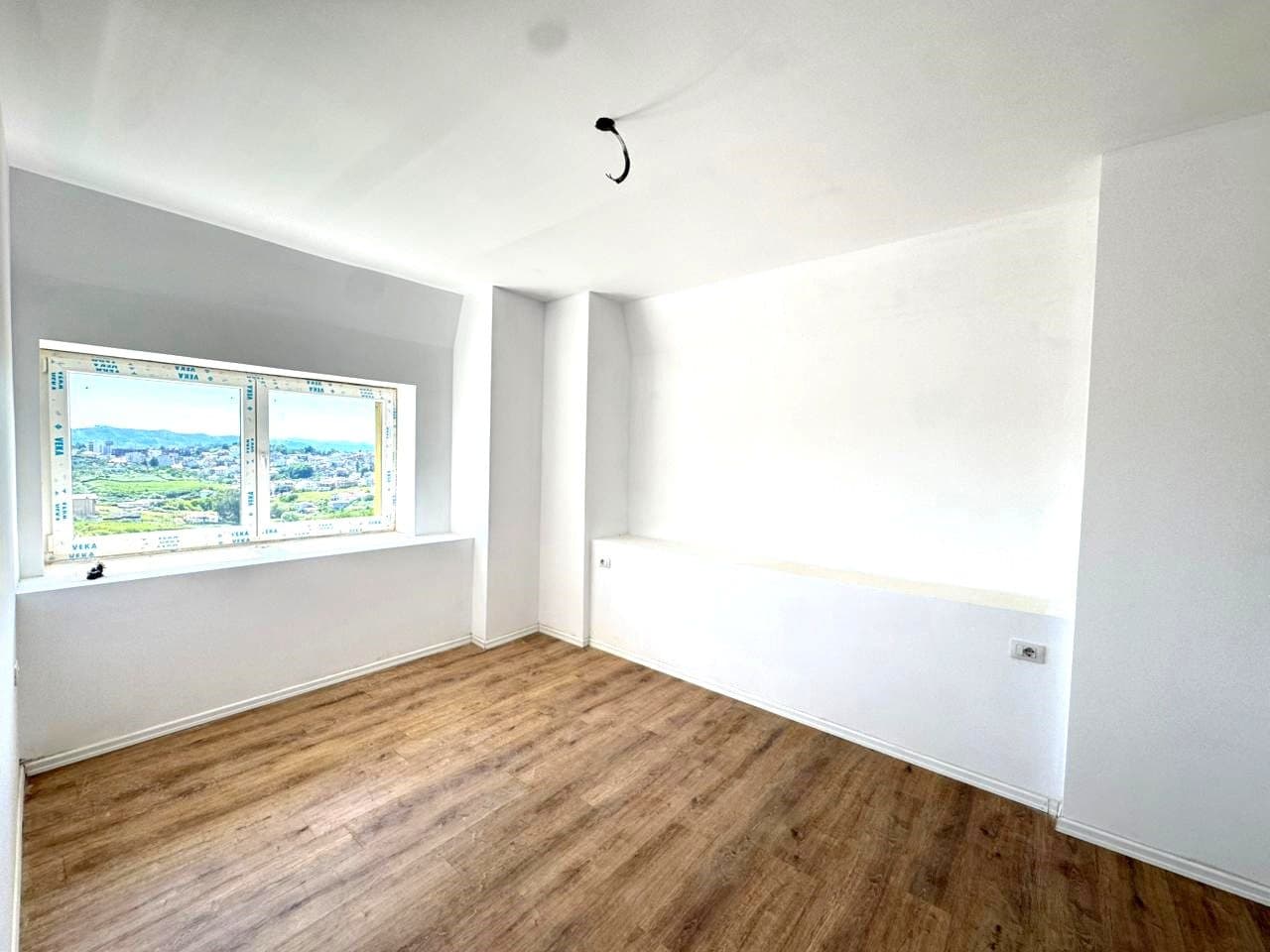 Apartament 2+1 Në Shitje tek LakeLand në Liqenin e Farkës, Tiranë - 160.000€ | 95 m² 3