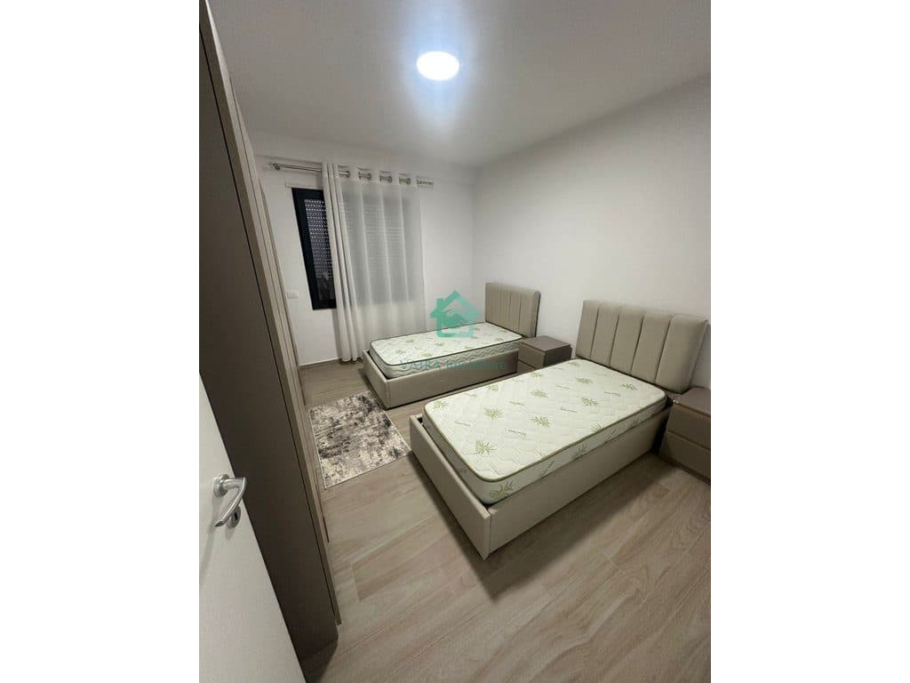 Apartament 2+1+2+ Post parkimi Me Qira Qendra Linkolin tek Pazari i Ri, Tiranë - 800€ | 95 m² 3