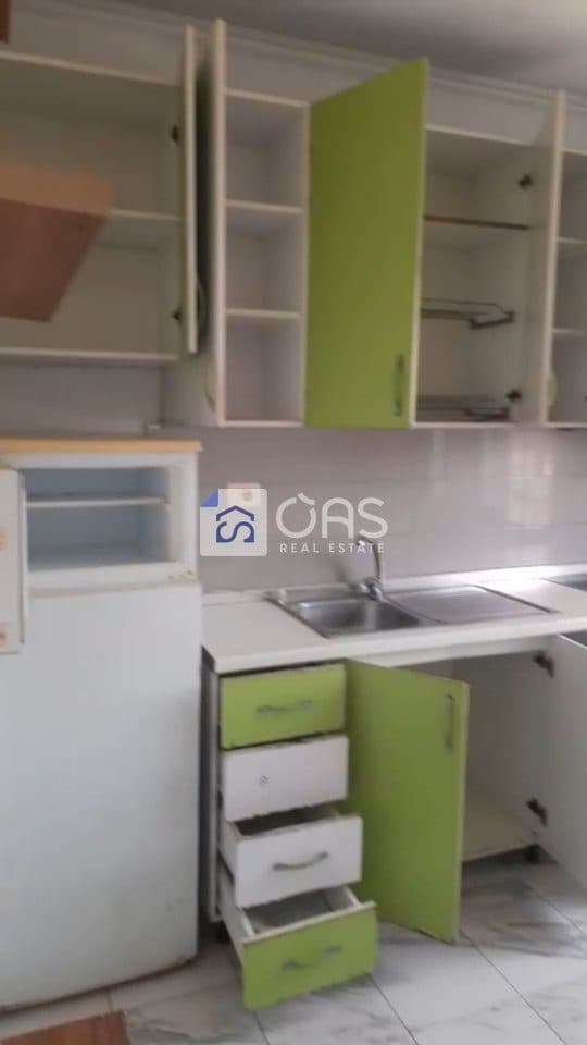 Jepet apartament me qera 1+1 Kombinat