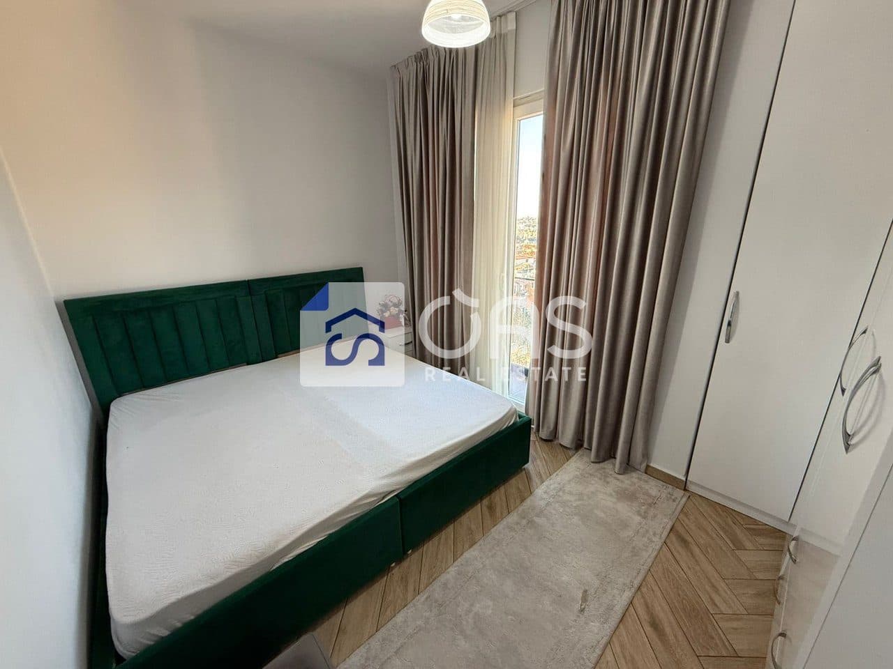 Jepet apartament me qira 1+1 tek Rruga e Dibres 3