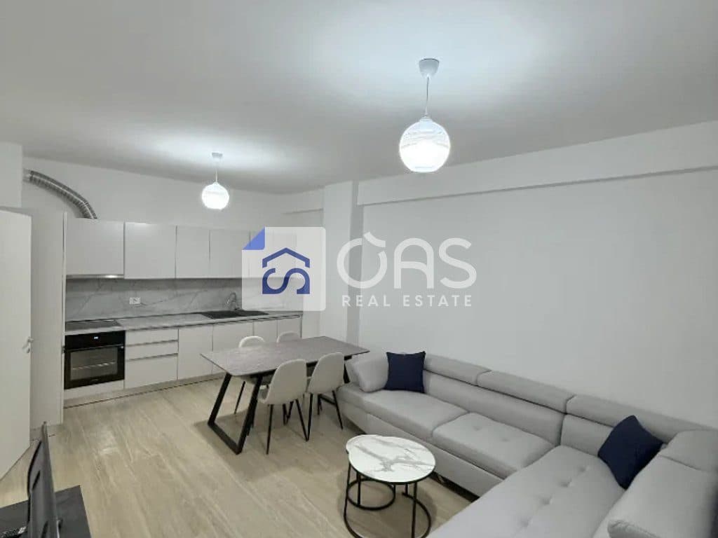 Jepet me qera Apartamenti 2+1+2+ parkim Astir (Kompleksi Oasis Rezidenc)