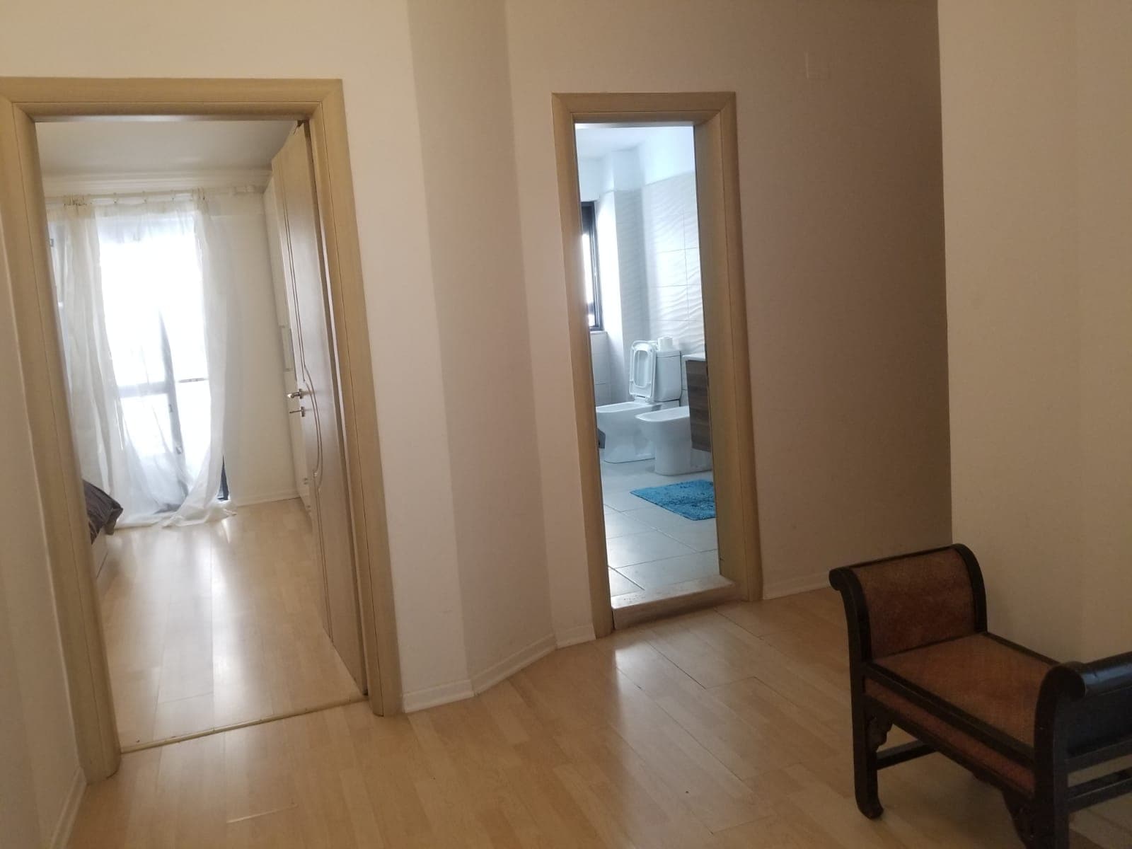 Jepet me Qera Apartament 2+1 Ne Bllok 4