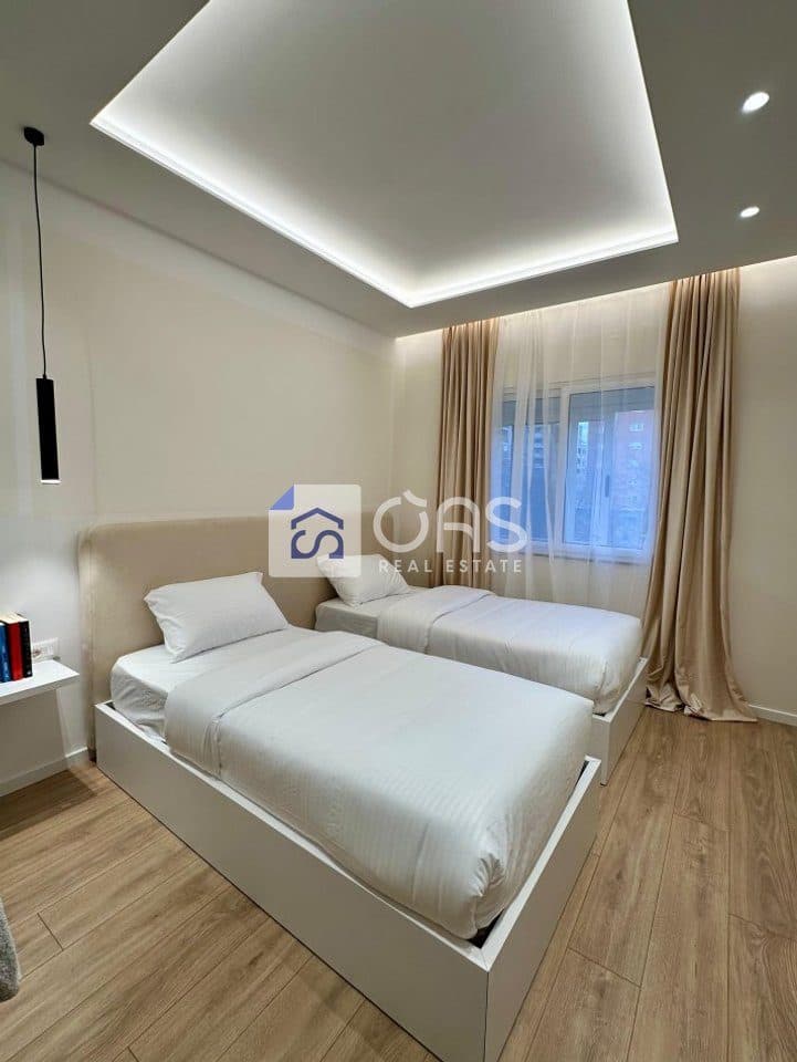 Jepet me qera apartamenti 2+1 Te Rruga Elbasanit 2