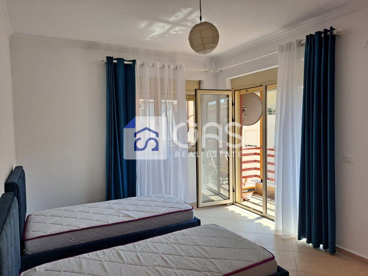Apartament 2+1 Me Qira në Liqeni i Thatë, Tiranë - 850€ | 110 m²