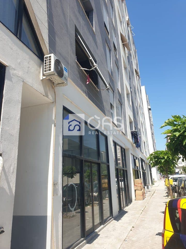 Dyqan Me Qira në Ish Parku, Tiranë - 420€ | 23 m² 2