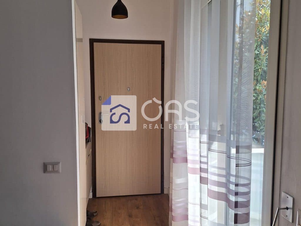 Jepet me qera apartament 2+1 te Rruga e Elbasanit 3