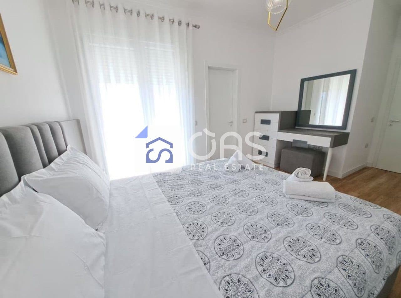 Apartament 2+1+2 Me Qira në Pazarin e Ri, Tiranë - 1250€ | 100 m² 3