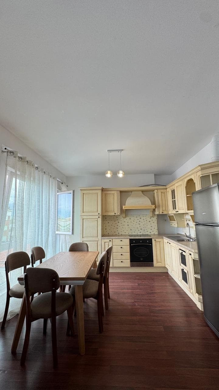 Jepet me qera apartament 2+1 tek Kodra Diellit 2