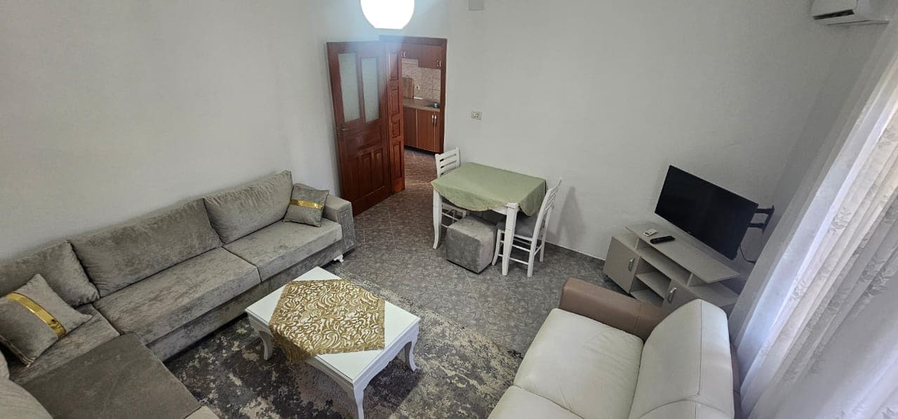 Jepet apartament 1+1 me qera tek Ish Parku i Autobuseve 2
