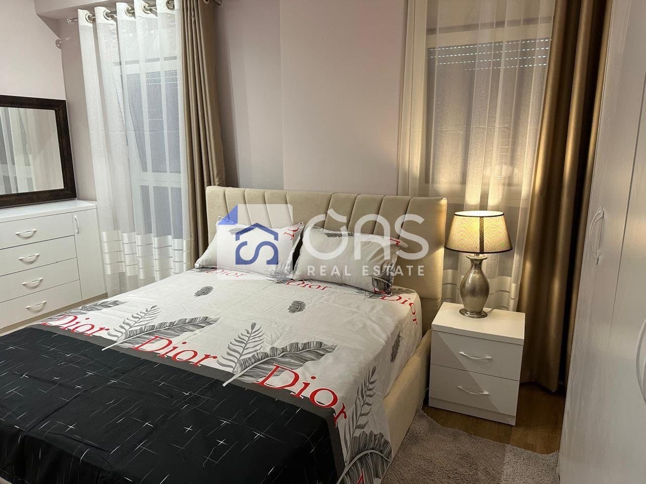 Jepet me qera apartamenti 1+1 Ali Demi Kompleks Kaimi