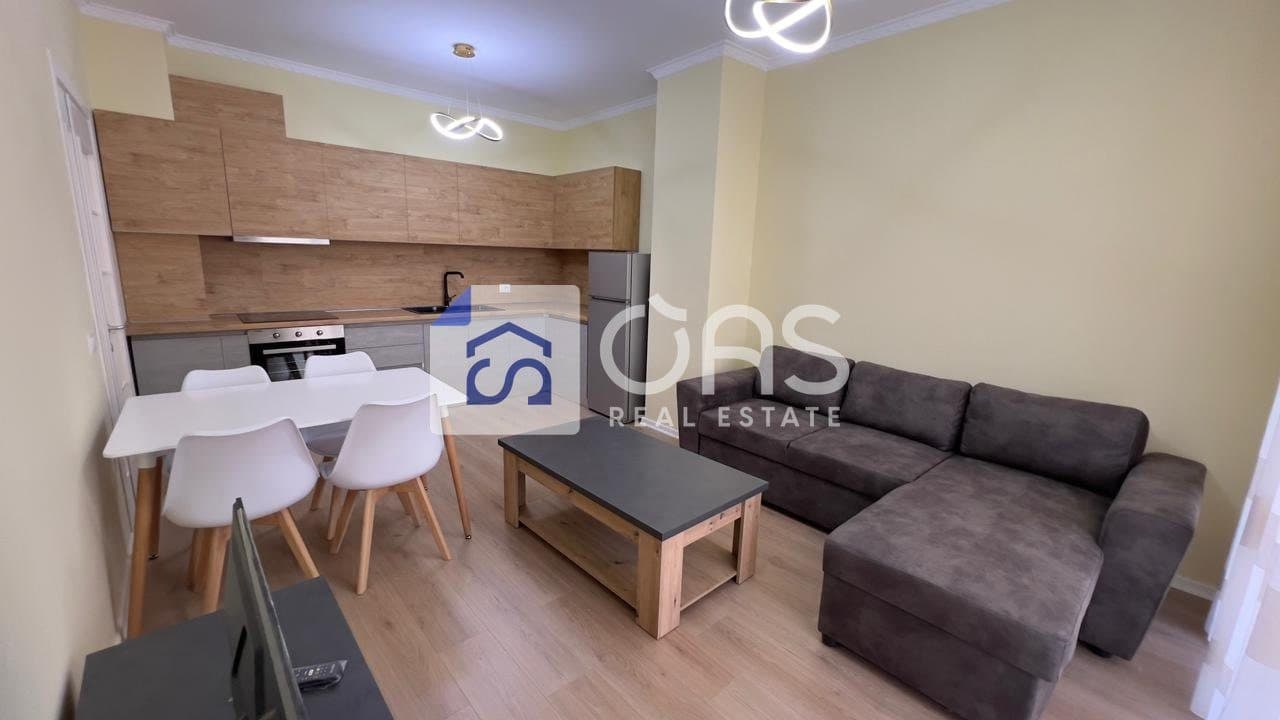 Jepet me qera apartament 2+1 ne Yzberisht te Grand Gallery 550 euro/muaj