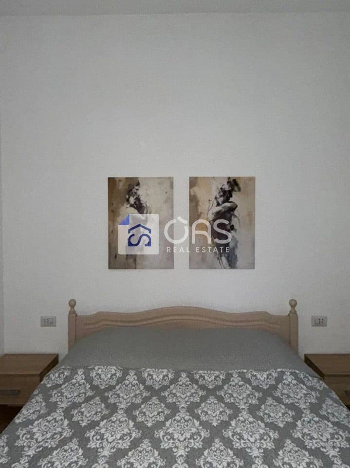 Jepet me qera apartament 1+1 Ne Bllok 2