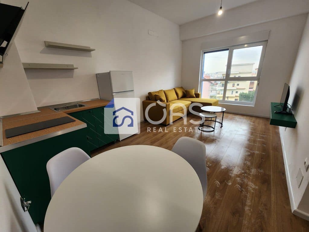 Jepet me qera Apartamenti 1+1 Ali Demi Kompleks Kaimi 2