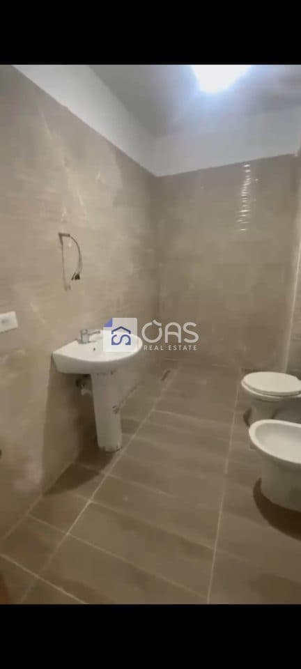 Jepet me qera apartament 2+1+P Ne 5 Maj 3